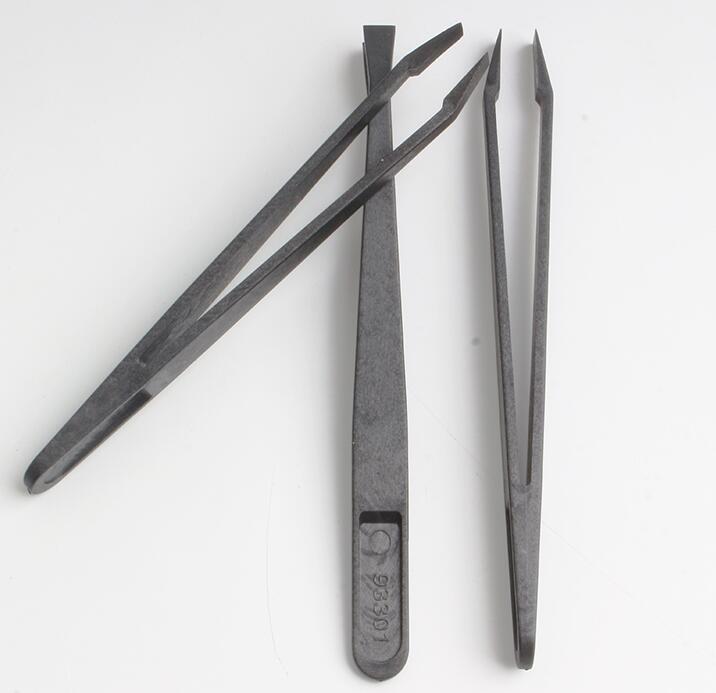 黑色塑料防靜電鑷子哪個廠家能做？東莞龍氏達您瞧一瞧